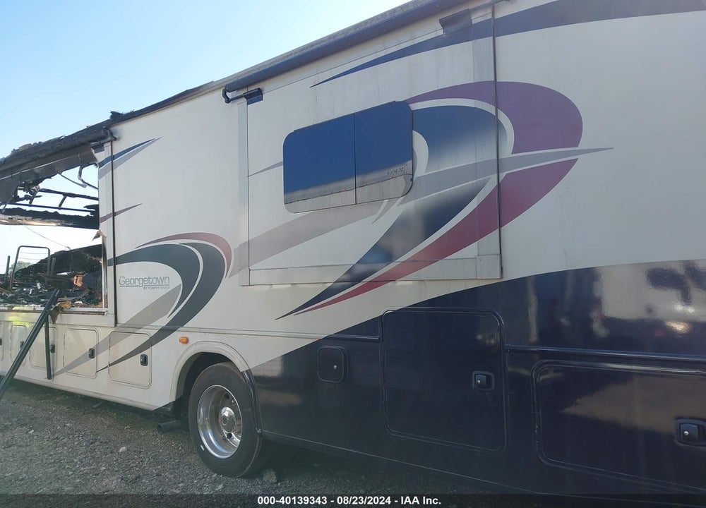 2019 FOREST RIVER 36B5 VIN: 1F66F5DY5J0A09240