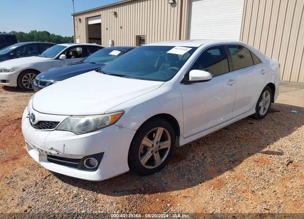 2014 TOYOTA CAMRY SE VIN: 4T1BF1FK0EU822833