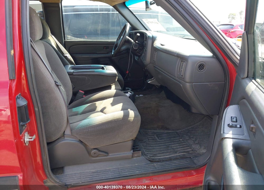 2005 CHEVROLET SILVERADO 1500 LS VIN: 2GCEC19V451183982
