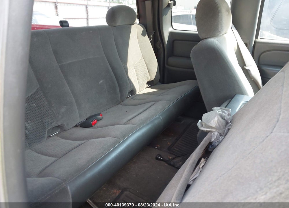 2005 CHEVROLET SILVERADO 1500 LS VIN: 2GCEC19V451183982