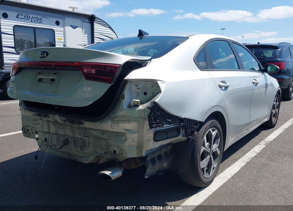 2021 KIA FORTE LXS VIN: 3KPF24AD3ME337109