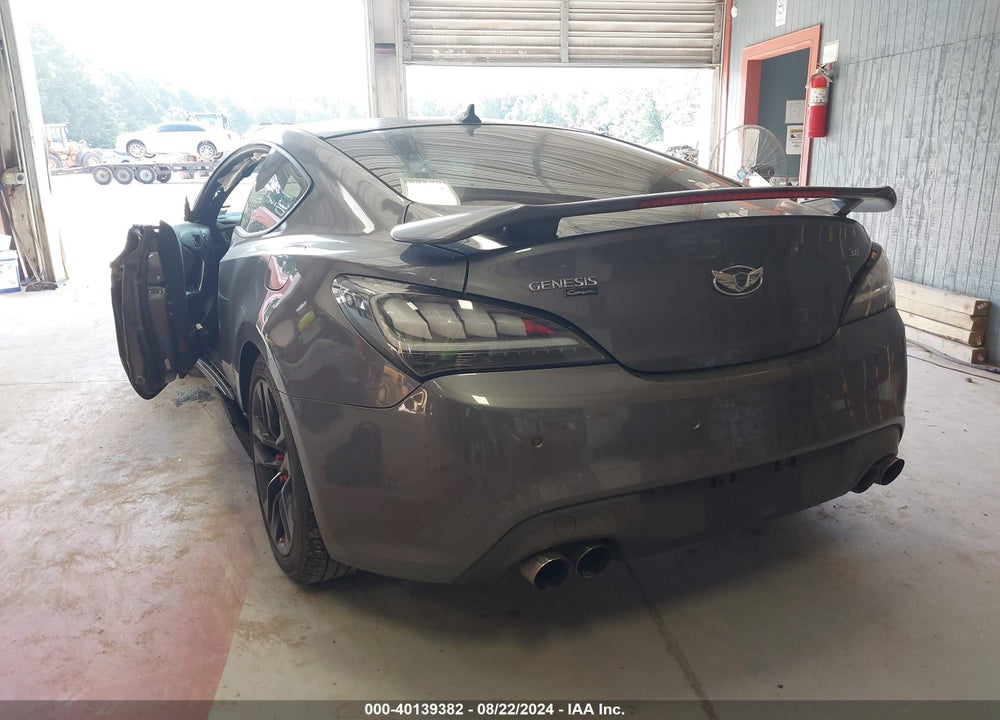 2016 HYUNDAI GENESIS 3.8 ULTIMATE VIN: KMHHU6KJ5GU133304