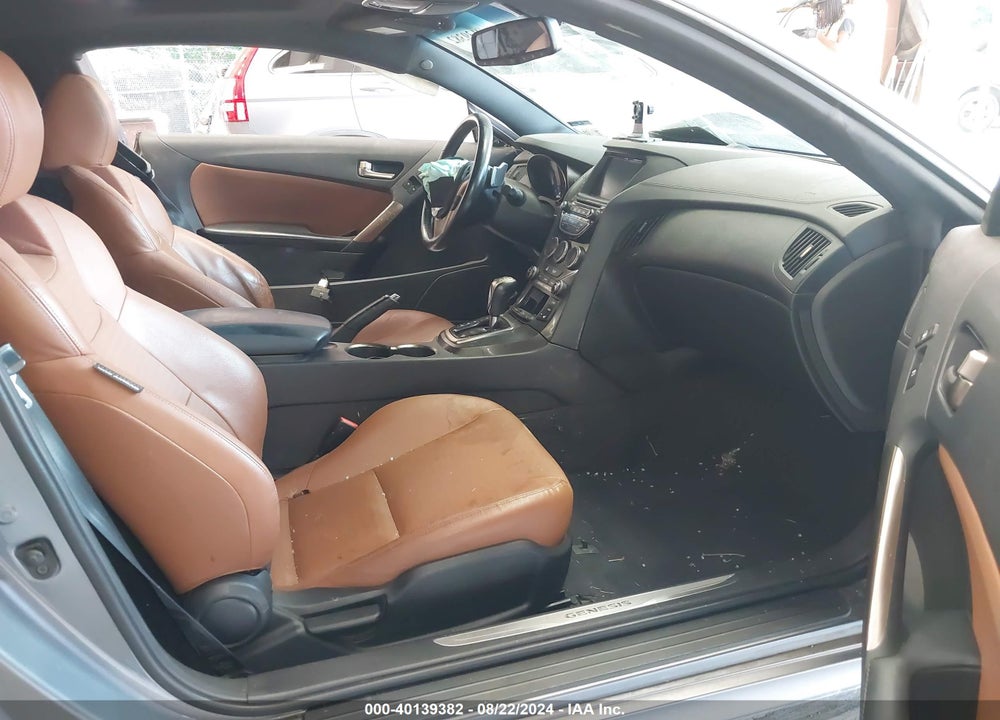 2016 HYUNDAI GENESIS 3.8 ULTIMATE VIN: KMHHU6KJ5GU133304