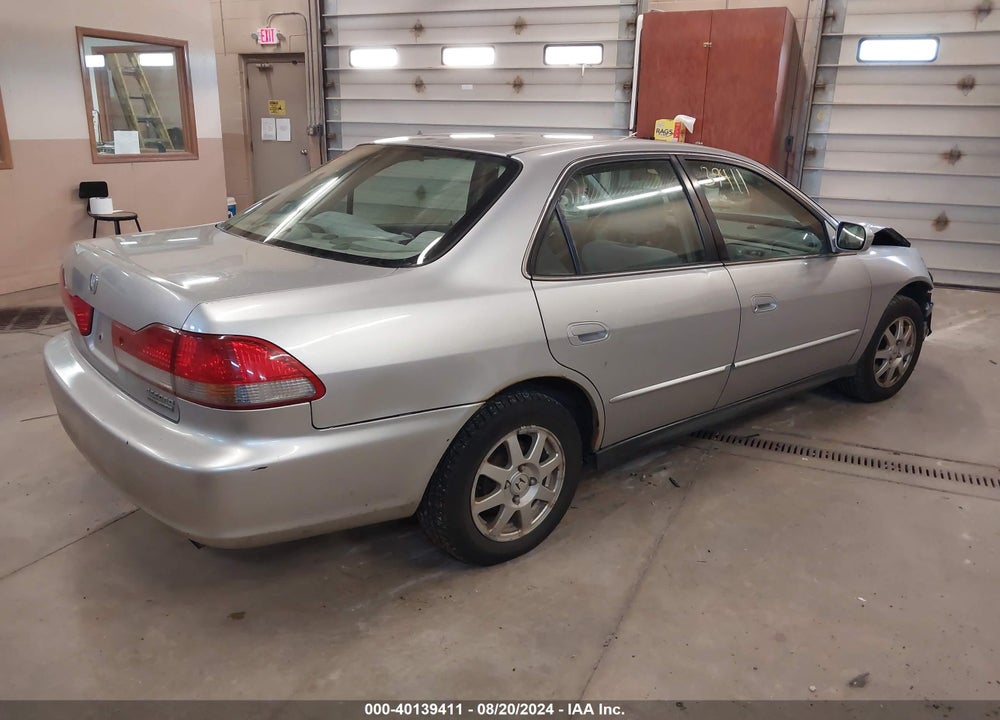 2002 HONDA ACCORD 2.3 SE VIN: JHMCG56722C001872