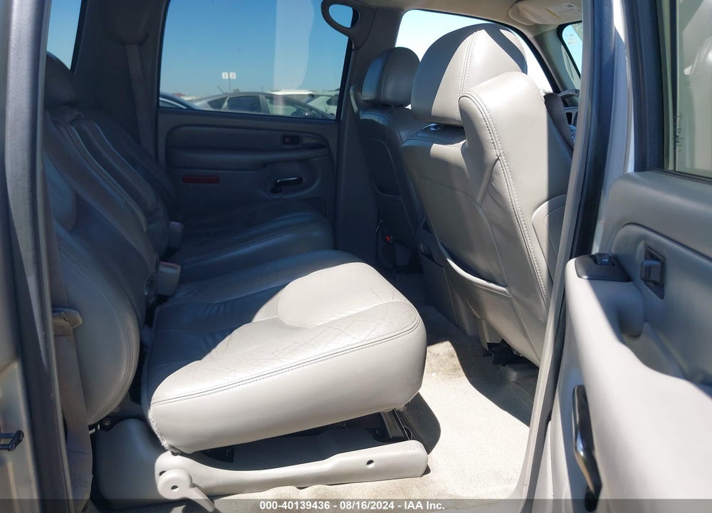 2004 GMC YUKON XL 1500 DENALI VIN: 1GKFK66U64J141533