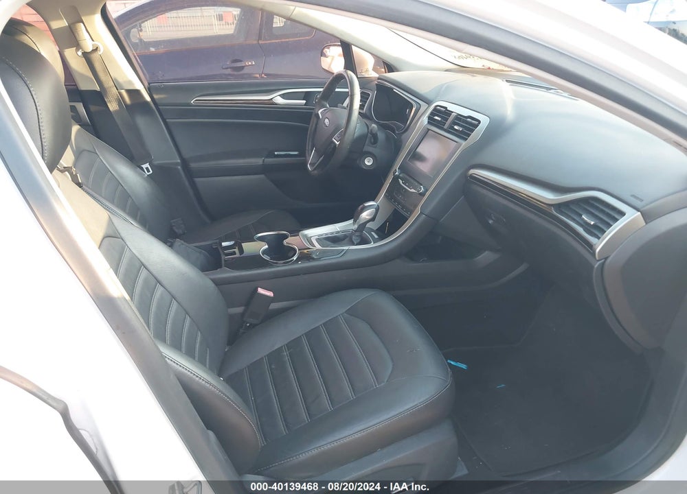 2014 FORD FUSION SE VIN: 3FA6P0HD6ER239045