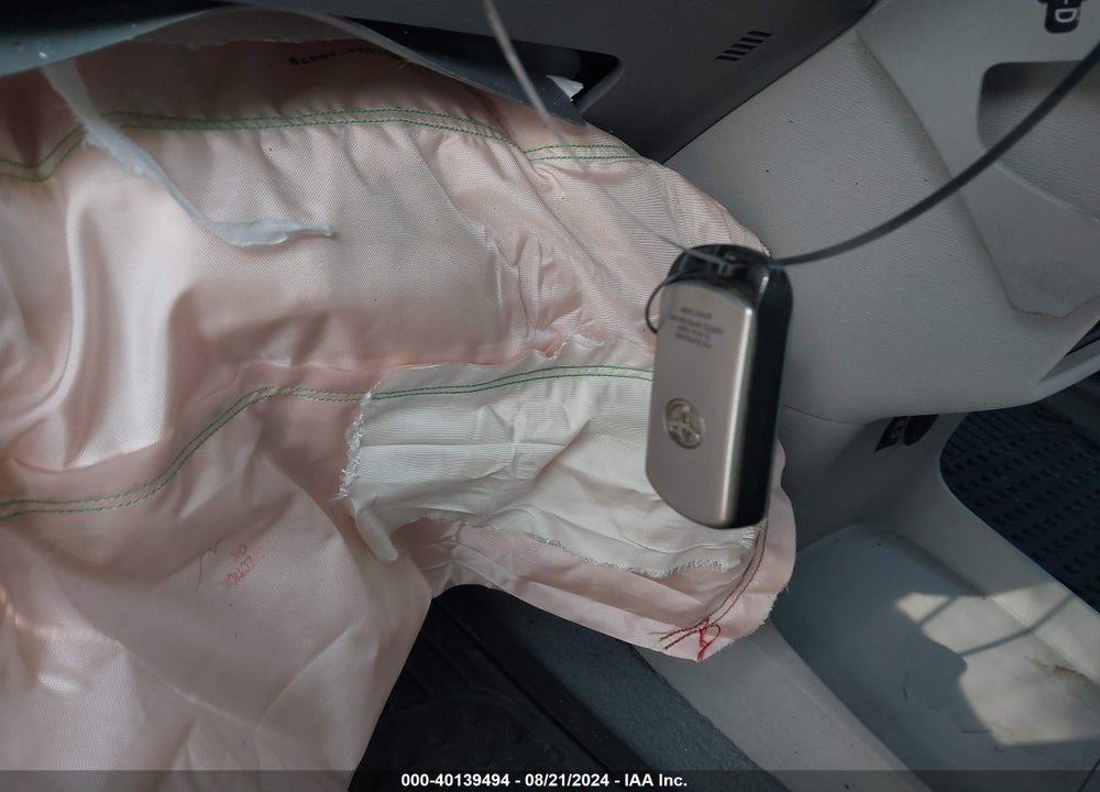 2012 TOYOTA SIENNA XLE V6 8 PASSENGER VIN: 5TDYK3DCXCS270549