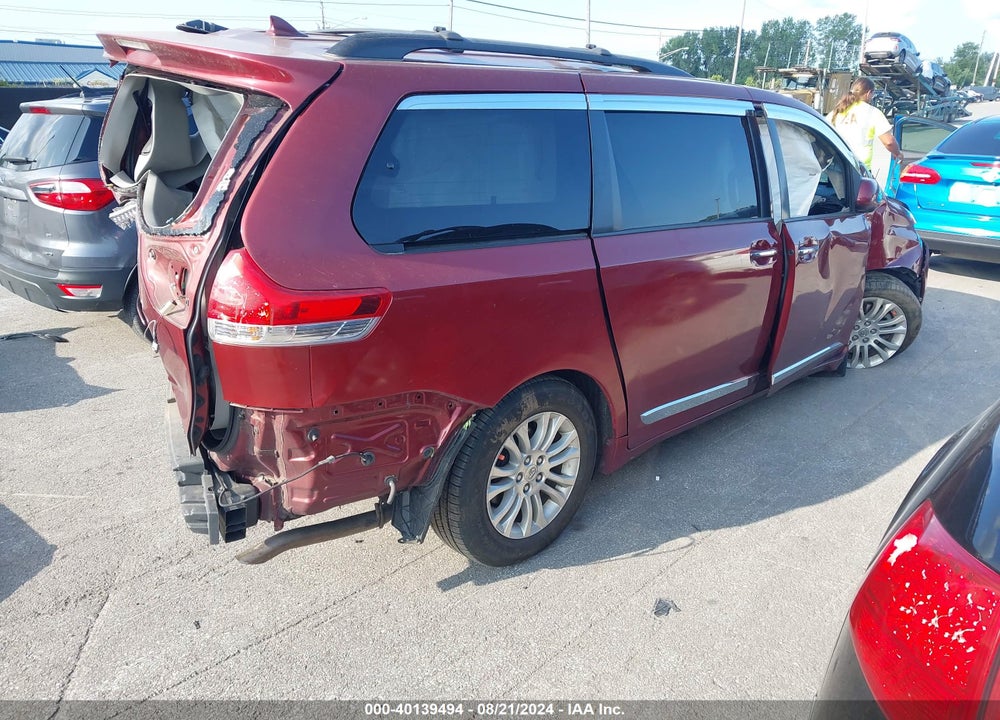 2012 TOYOTA SIENNA XLE V6 8 PASSENGER VIN: 5TDYK3DCXCS270549