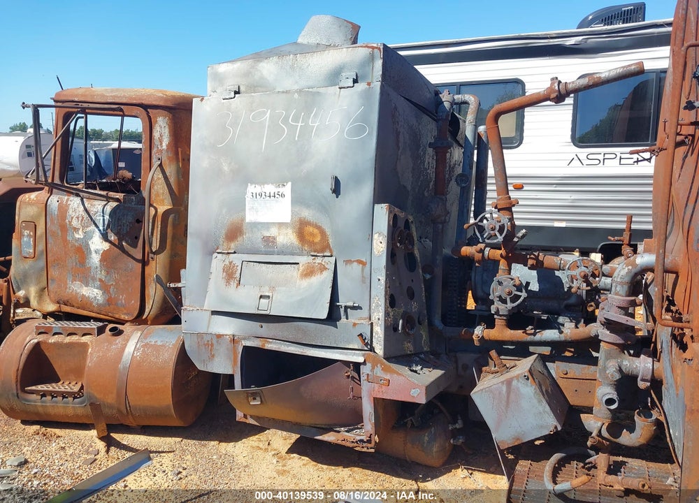 1989 MACK 600 R600 VIN: 1M2N187Y4KW028716