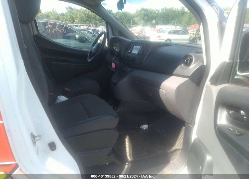 2014 NISSAN NV200 SV VIN: 3N6CM0KN7EK691034