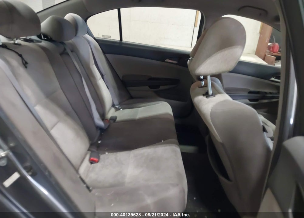 2010 HONDA ACCORD 2.4 LX VIN: 1HGCP2F33AA104811
