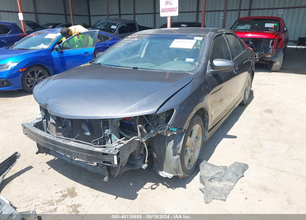 2014 TOYOTA CAMRY SE VIN: 4T1BF1FK3EU757430