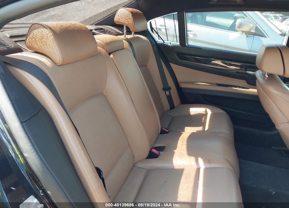 2014 BMW ALPINA B7 XDRIVE VIN: WBAYF8C58ED652501
