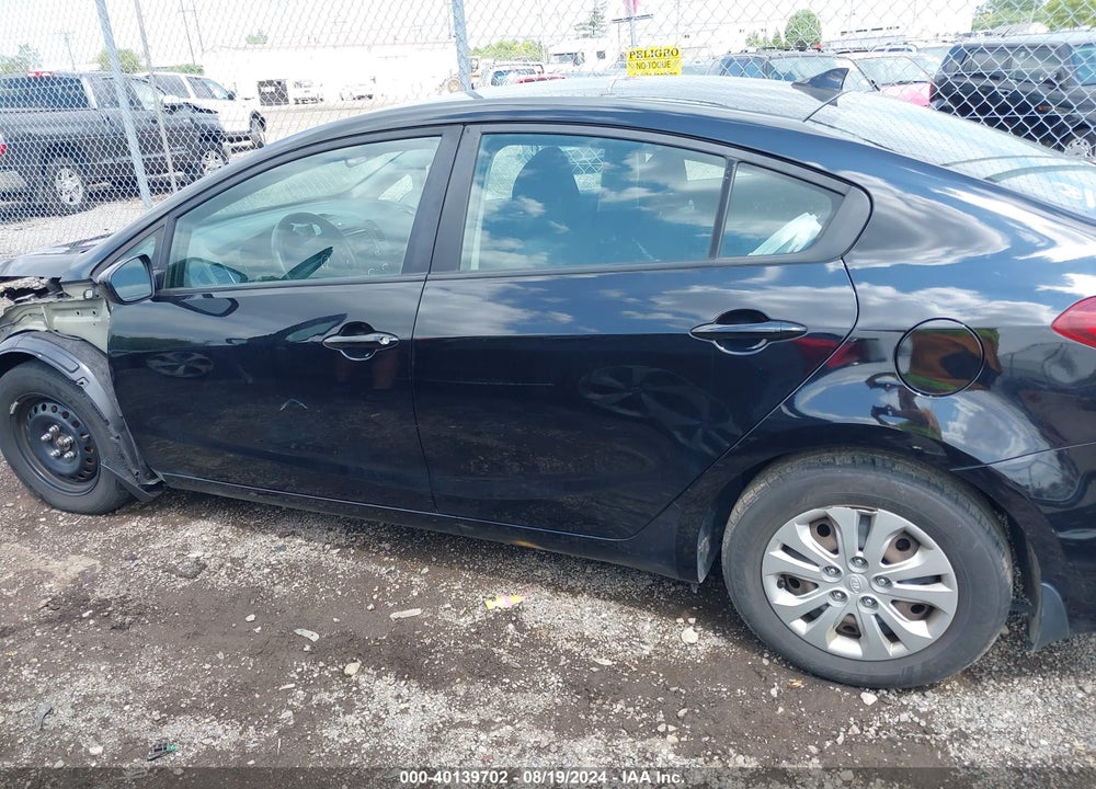 2018 KIA FORTE VIN: 3KPFK4A79JE178635