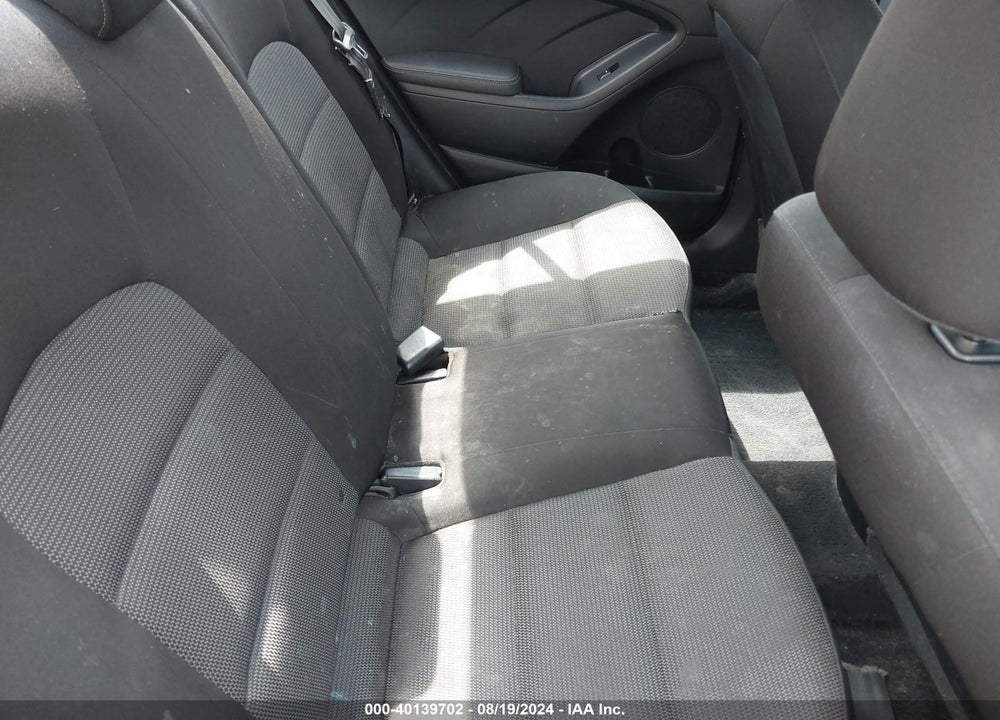 2018 KIA FORTE VIN: 3KPFK4A79JE178635