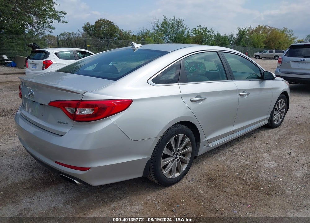 2015 HYUNDAI SONATA SPORT VIN: 5NPE34AF9FH211944
