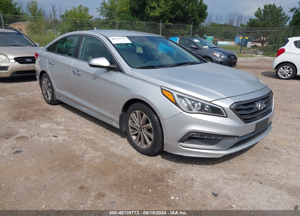 2015 HYUNDAI SONATA SPORT VIN: 5NPE34AF9FH211944