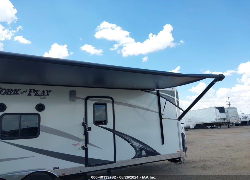 2017 FORE WORK N PLA VIN: 4X4TWPA22HB017770