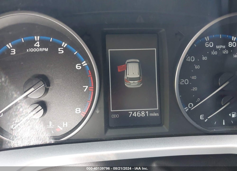 2017 TOYOTA RAV4 XLE VIN: JTMRFREV2HD208318