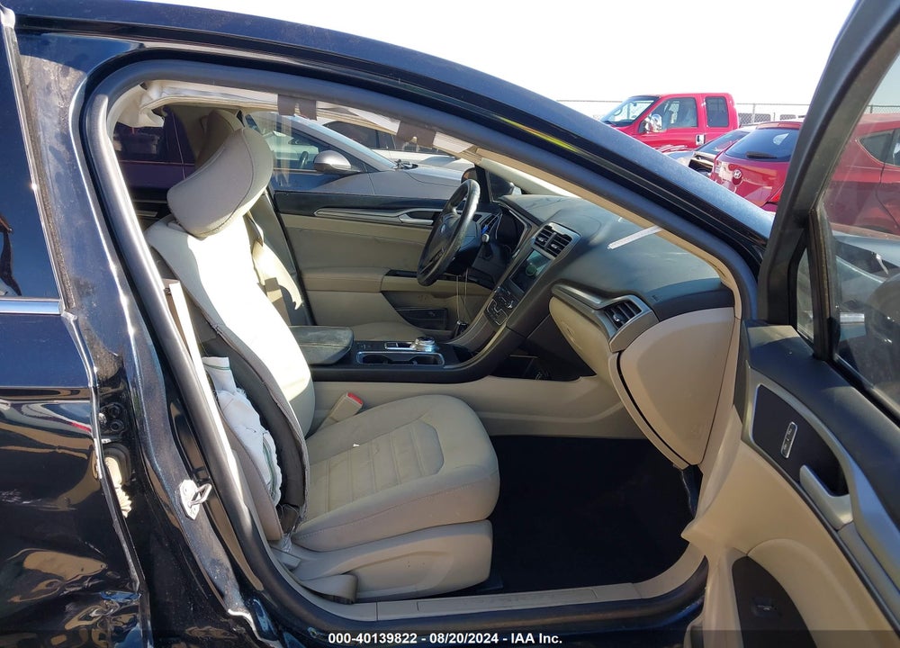2020 FORD FUSION SE VIN: 3FA6P0HD2LR168830