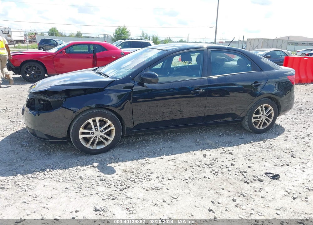 2012 KIA FORTE EX VIN: KNAFU4A20C5588301