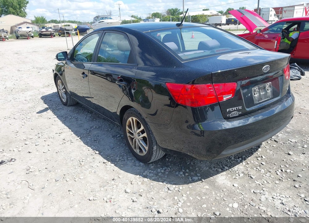 2012 KIA FORTE EX VIN: KNAFU4A20C5588301