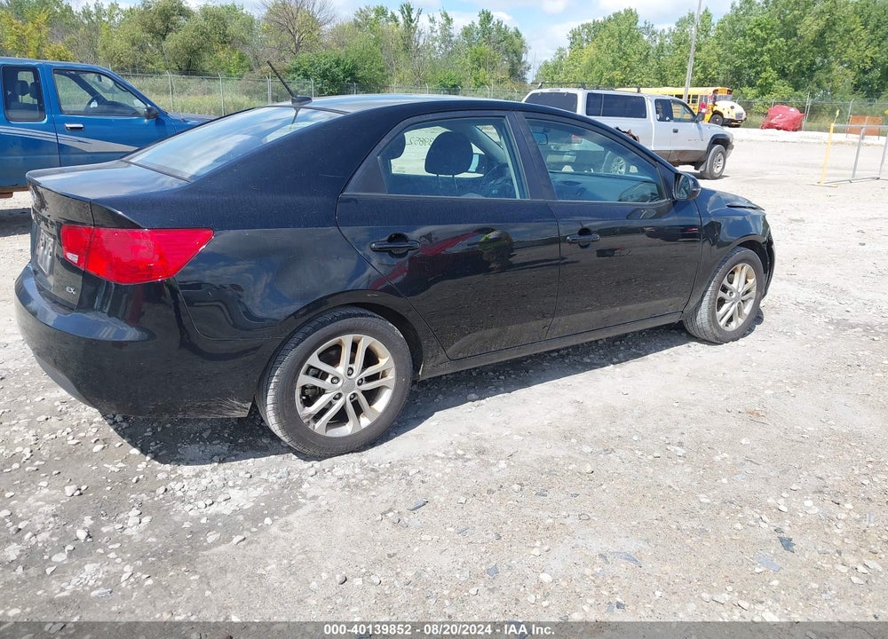 2012 KIA FORTE EX VIN: KNAFU4A20C5588301