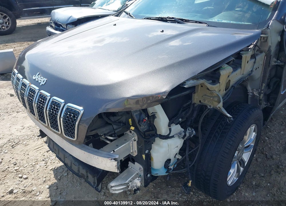 2019 JEEP CHEROKEE LATITUDE PLUS 4X4 VIN: 1C4PJMLB6KD182332