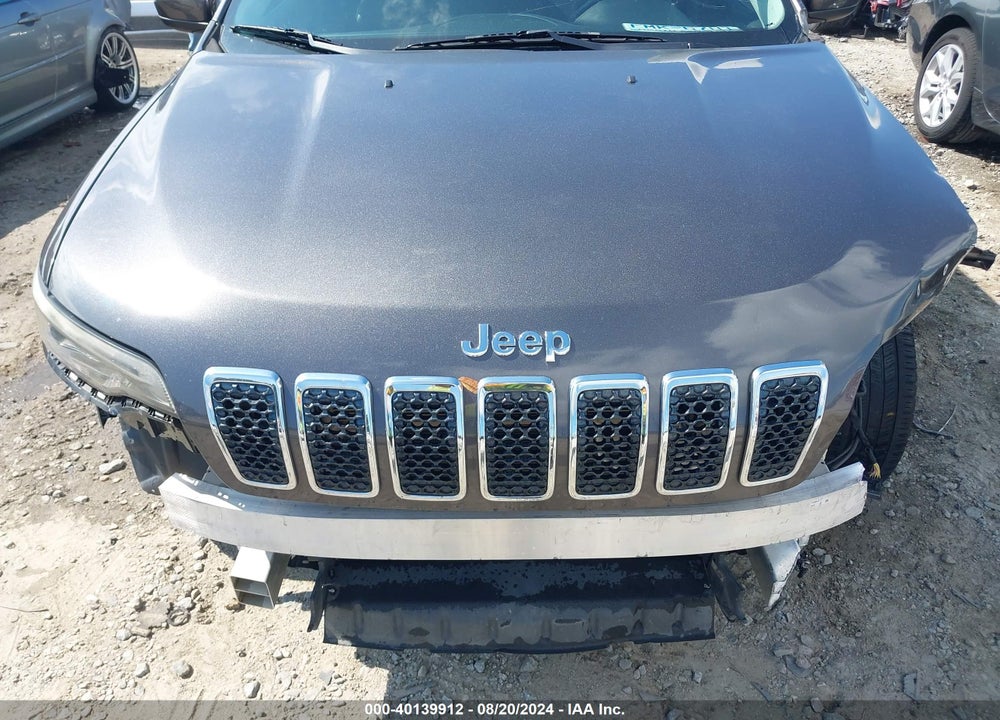 2019 JEEP CHEROKEE LATITUDE PLUS 4X4 VIN: 1C4PJMLB6KD182332
