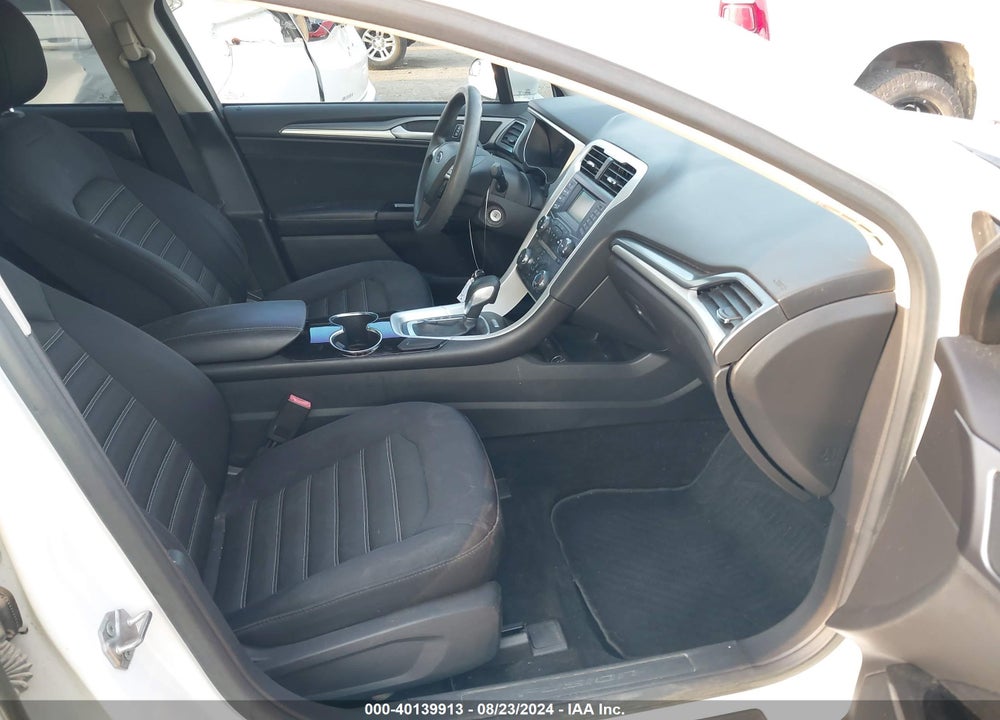 2014 FORD FUSION SE VIN: 1FA6P0HDXE5379344