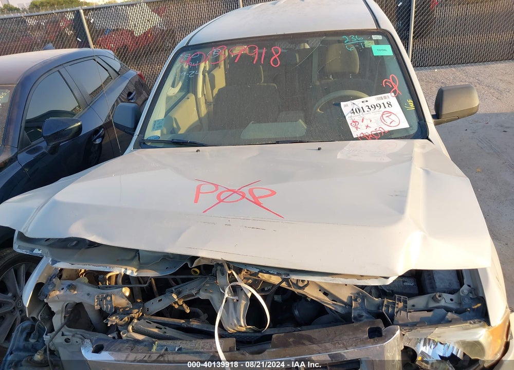 2009 FORD ESCAPE XLS/XLS MANUAL VIN: 1FMCU02749KA09115