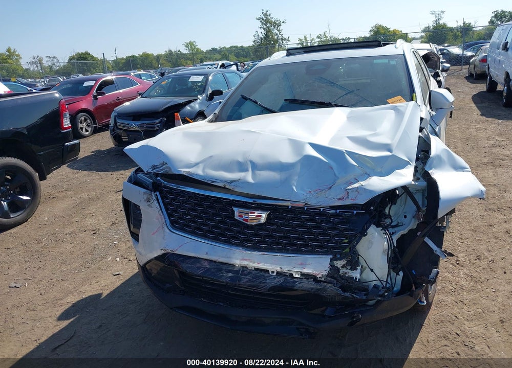 2024 CADILLAC XT4 FWD PREMIUM LUXURY VIN: 1GYFZCR48RF123301