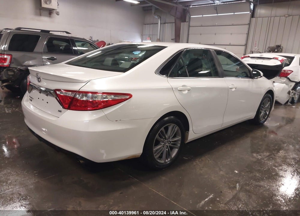 2015 TOYOTA CAMRY SE VIN: 4T1BF1FK7FU484851