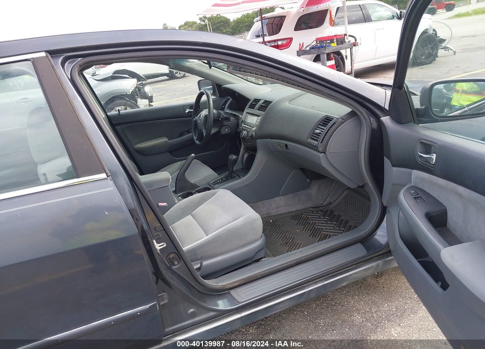 2003 HONDA ACCORD 2.4 LX VIN: 1HGCM56343A115619