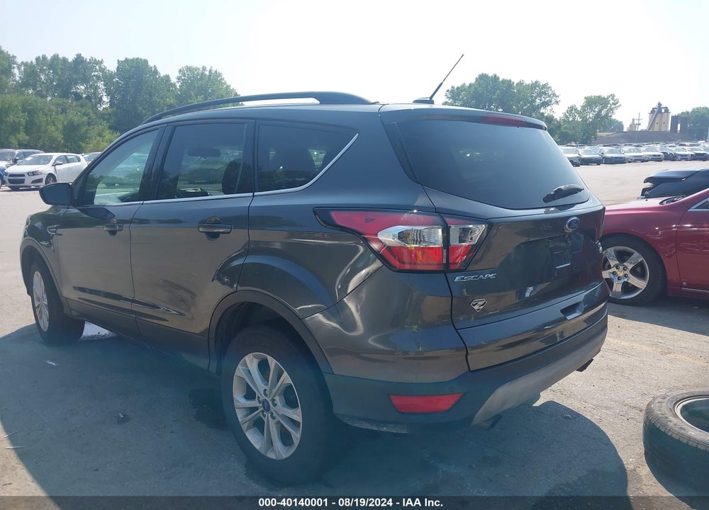2017 FORD ESCAPE VIN: 1FMCU9GD5HUC70470