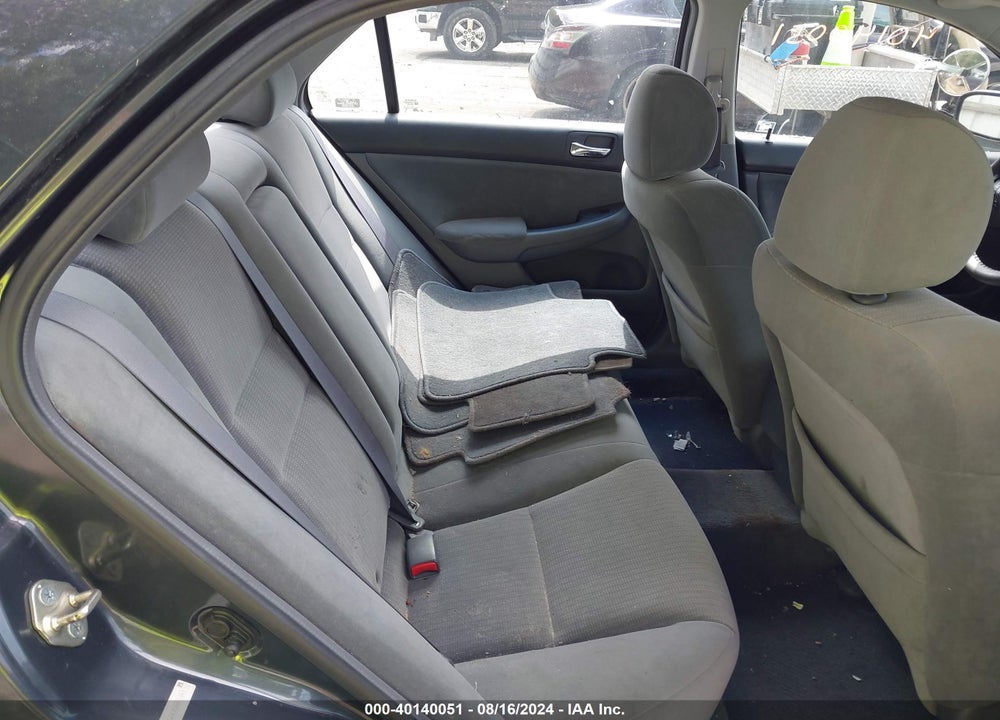 2005 HONDA ACCORD 2.4 LX VIN: 1HGCM56475A081011