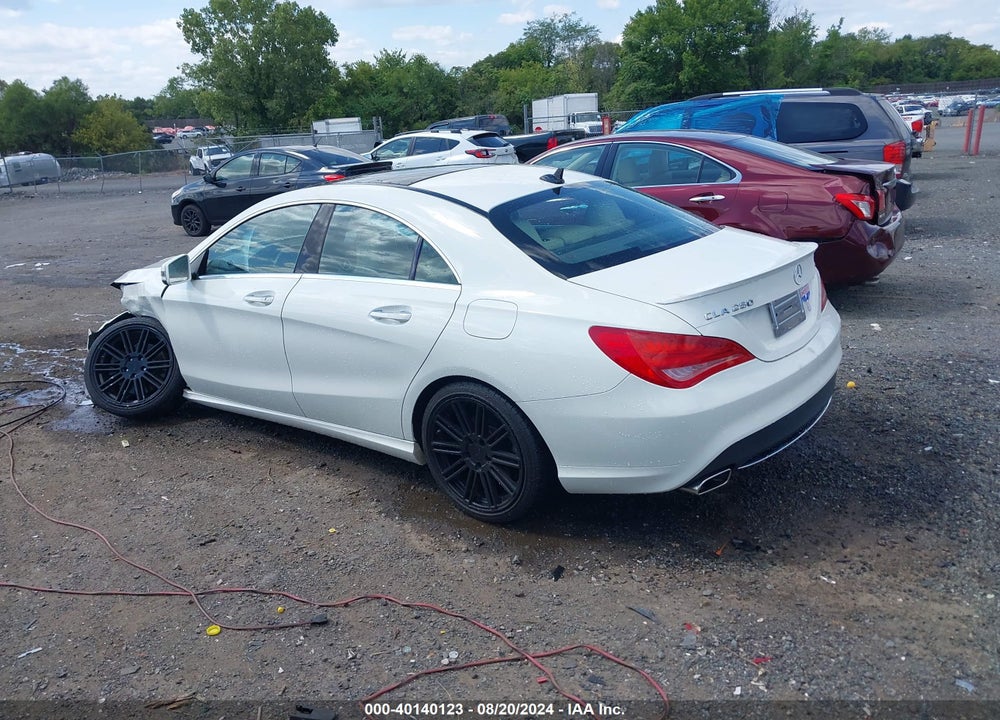 2015 MERCEDES-BENZ CLA 250 4MATIC VIN: WDDSJ4GB3FN179740