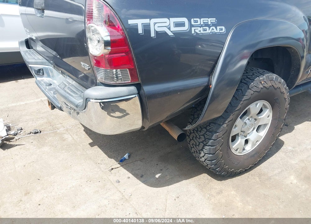 2015 TOYOTA TACOMA BASE V6 VIN: 5TFLU4EN0FX112228