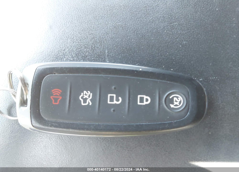 2013 LINCOLN MKX VIN: 2LMDJ8JK1DBL37195