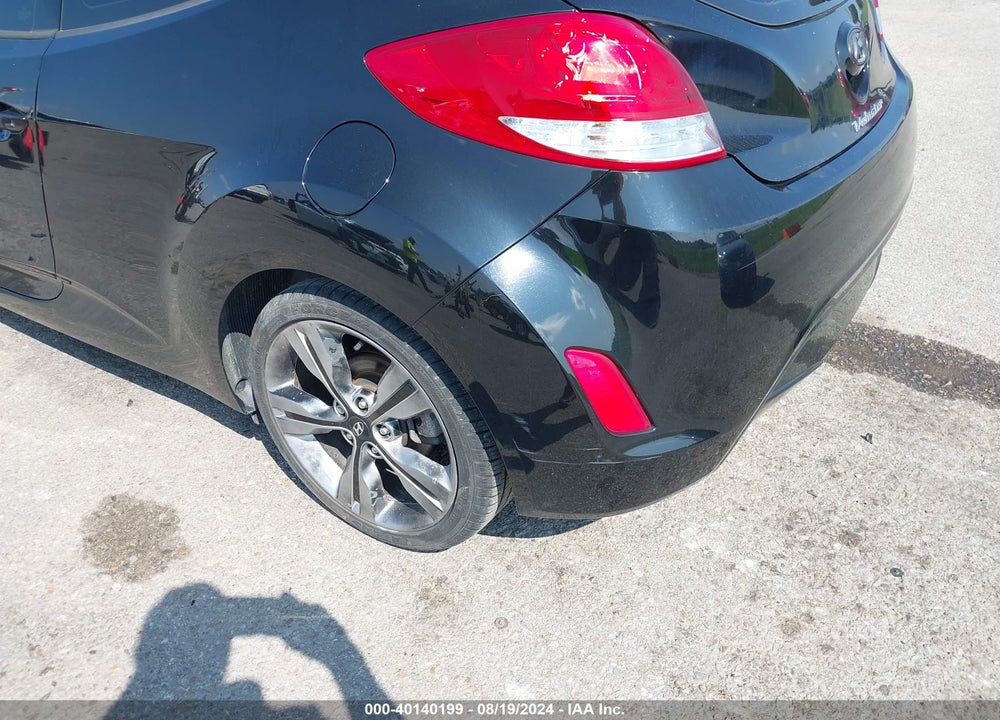 2017 HYUNDAI VELOSTER VALUE EDITION VIN: KMHTC6AD9HU320846