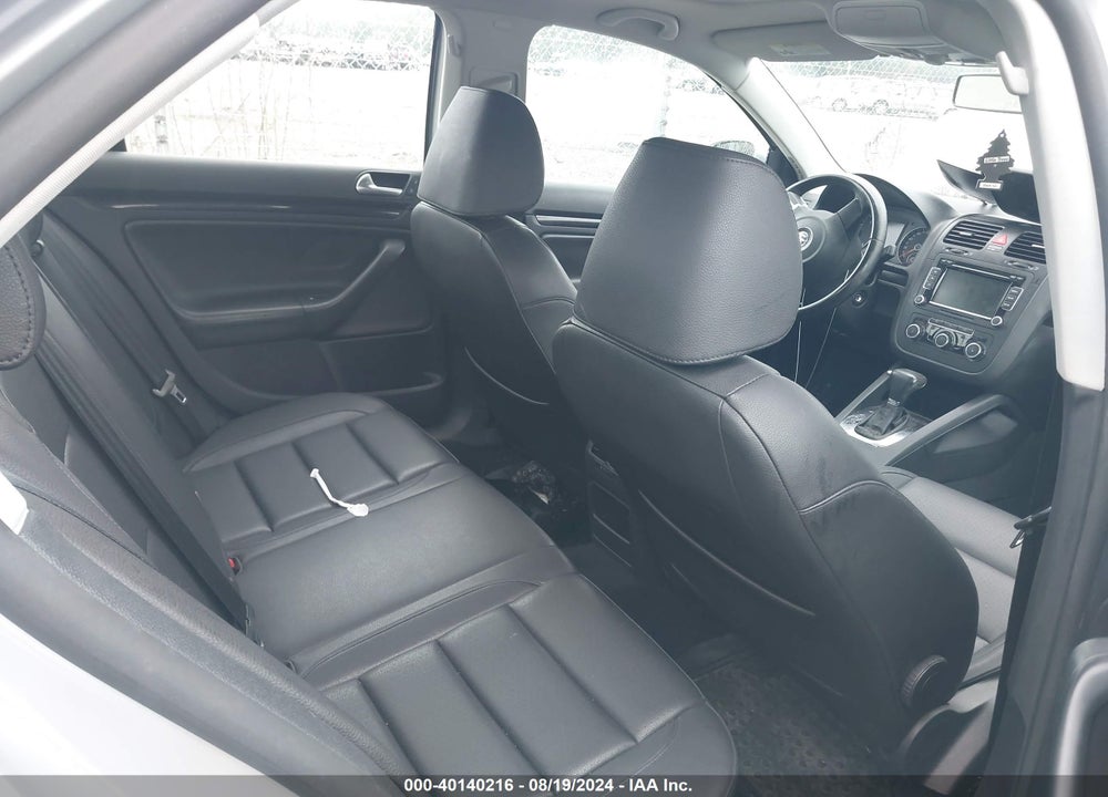 2010 VOLKSWAGEN JETTA WOLFSBURG EDITION VIN: 3VWRJ7AJ6AM013268