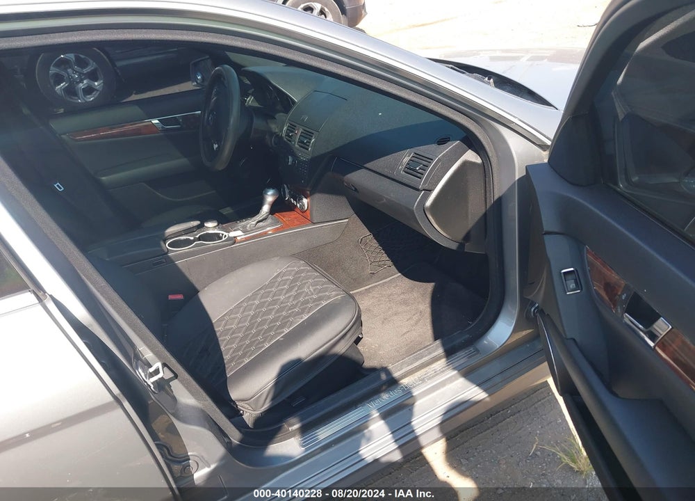 2010 MERCEDES-BENZ C 300 LUXURY 4MATIC/SPORT 4MATIC VIN: WDDGF8BB1AF474067