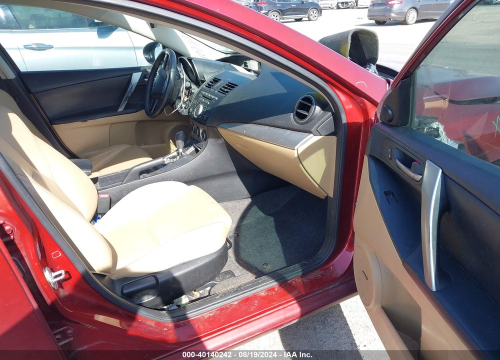 2011 MAZDA 3 S GRAND TOURING VIN: JM1BL1W51B1390239