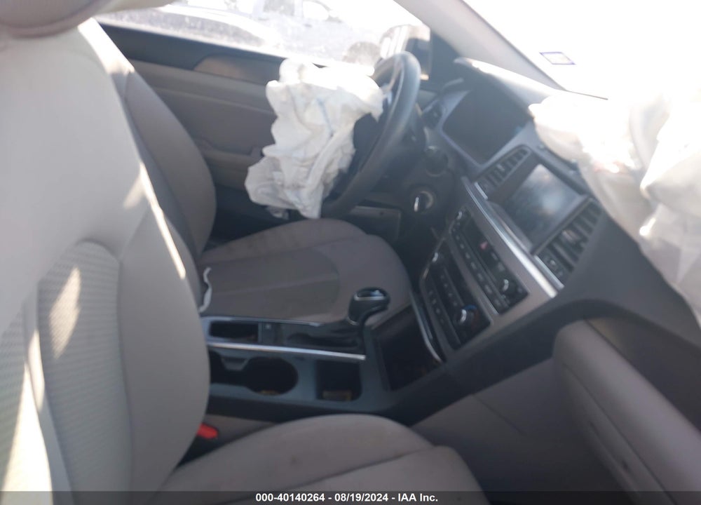 2017 HYUNDAI SONATA SPORT VIN: 5NPE34AF5HH588841