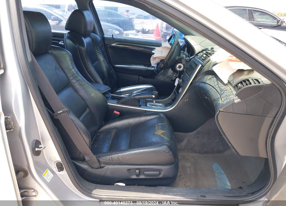 2005 ACURA TL VIN: 19UUA66235A040120