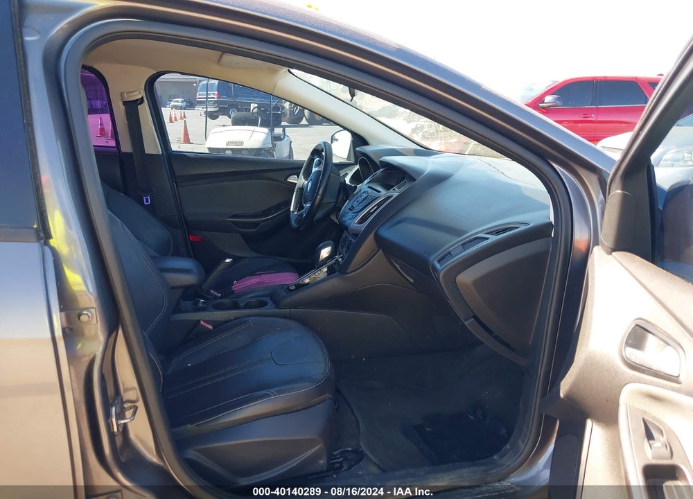 2013 FORD FOCUS SE VIN: 1FADP3K28DL185275