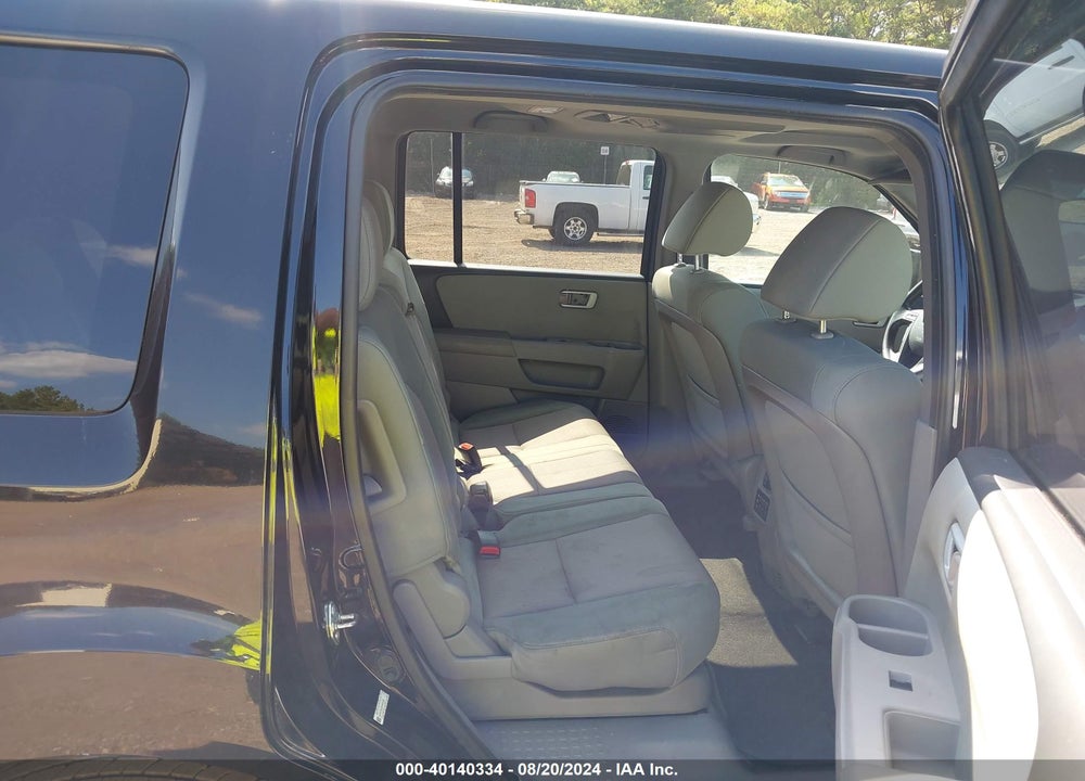 2015 HONDA PILOT SE VIN: 5FNYF3H3XFB006108