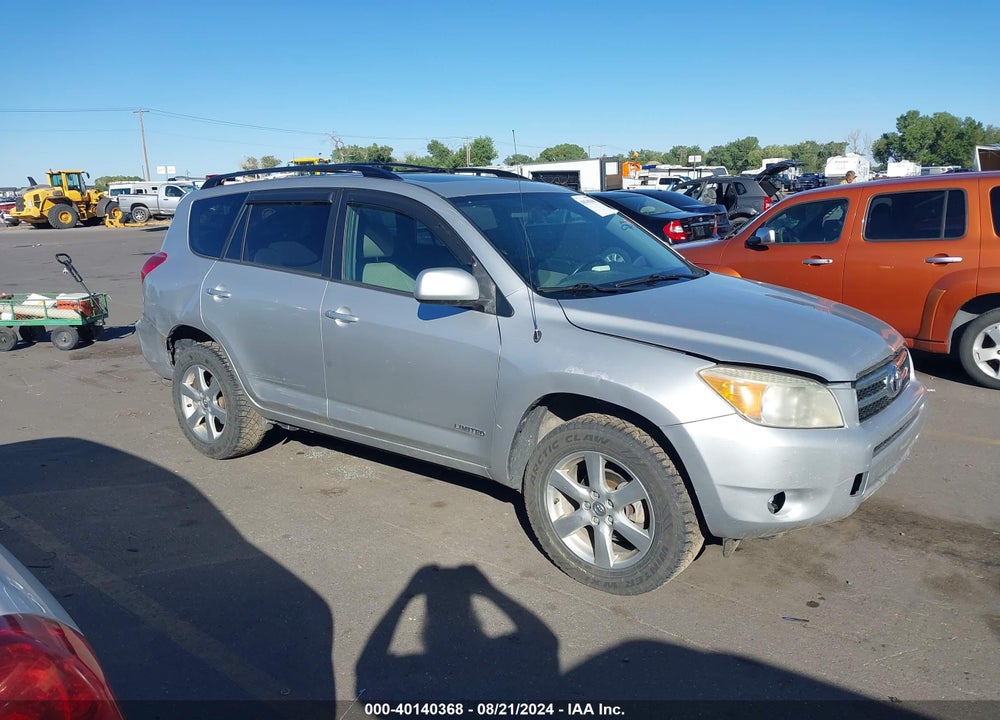 2008 TOYOTA RAV4 LIMITED VIN: JTMBD31V586085435