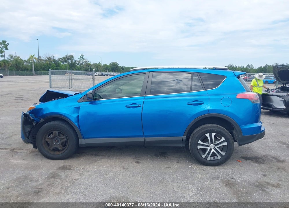 2016 TOYOTA RAV4 LE VIN: JTMZFREV2GJ087564