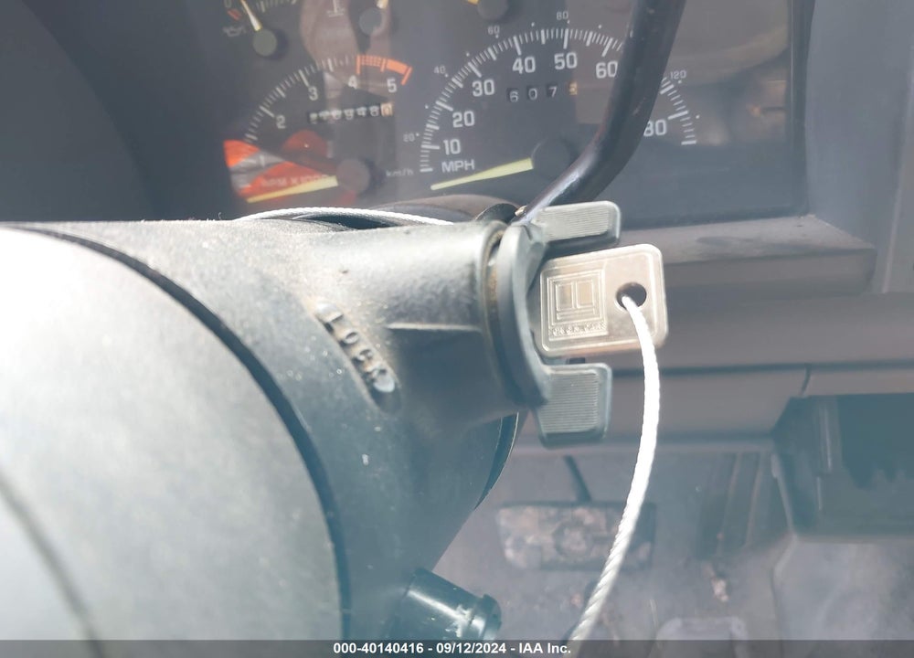 1994 CHEVROLET GMT-400 C1500 VIN: 1GBEC19KXRE308076